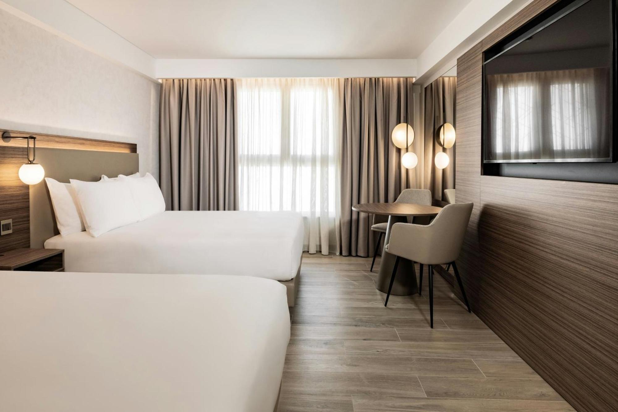 Ac Hotel By Marriott St Julian'S Saint Julian's Εξωτερικό φωτογραφία