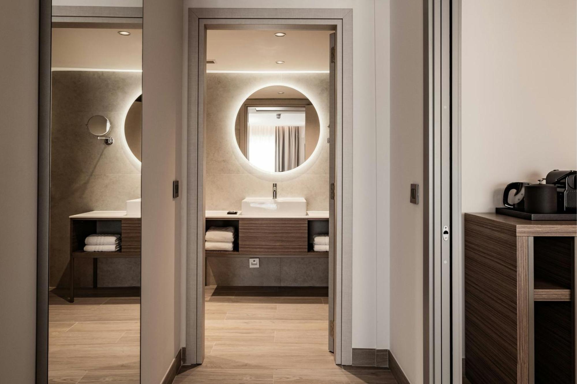 Ac Hotel By Marriott St Julian'S Saint Julian's Εξωτερικό φωτογραφία